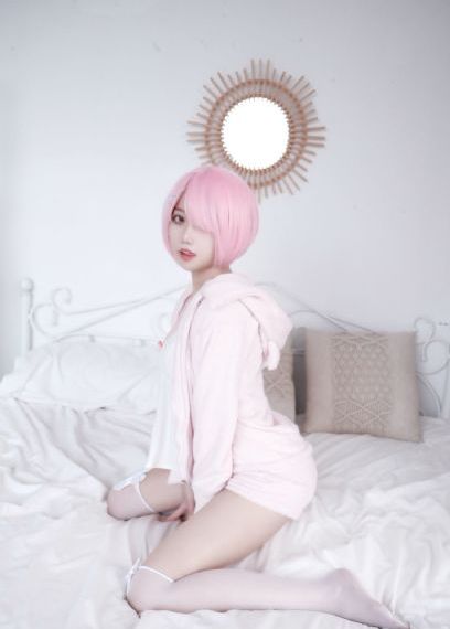 舌头伸进添得好爽高潮欧美_超清手机在线观看