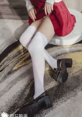 亚洲欧美丝袜精品久久久_4K在线观看