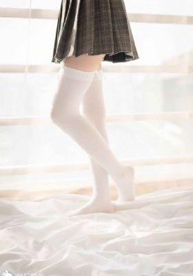 蜜臀忘忧草久久久久久久aⅴ_超清在线视频播放