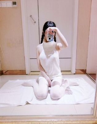 亚洲另类在线制服丝袜国产_BDHD在线观看