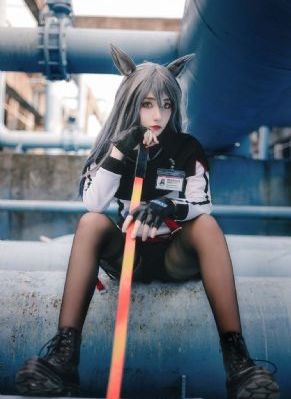 女教师在教室被灌满在线观看_蓝光动漫免费观看